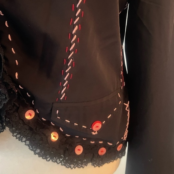 Ericot Chic Italian Blazer - Picture 15 of 17